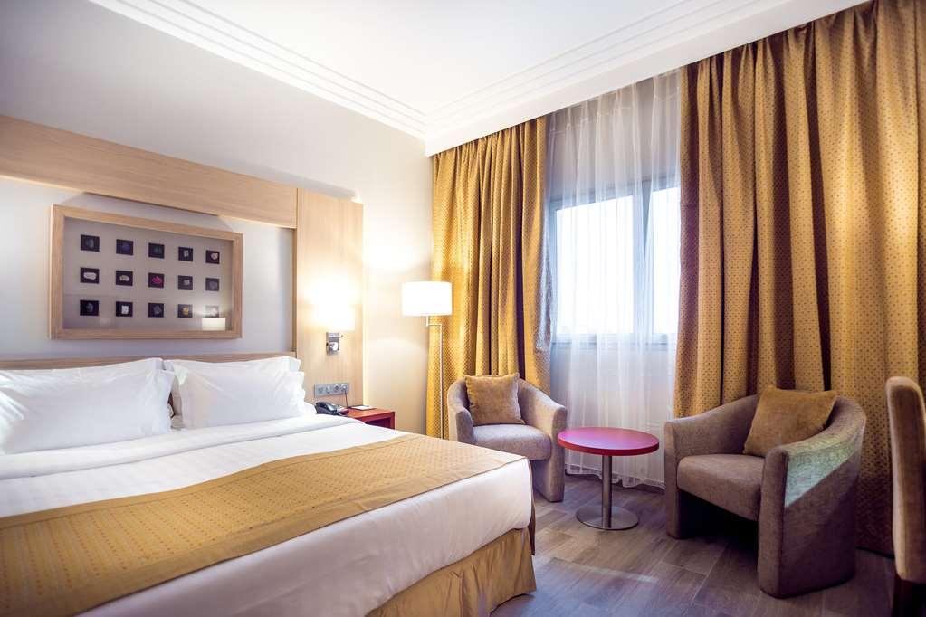 Golden Tulip Le Diplomate Hotel Cotonou Quarto foto